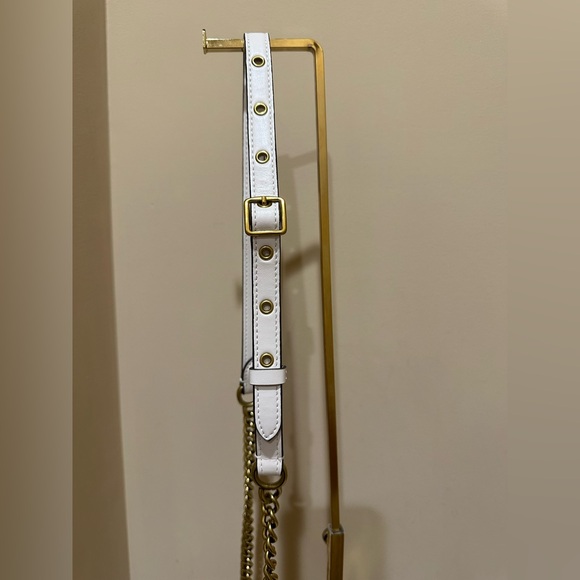 Coach Limited Edition Lunchbox Top Handle With Heart Print EUC - Picture 6 of 16